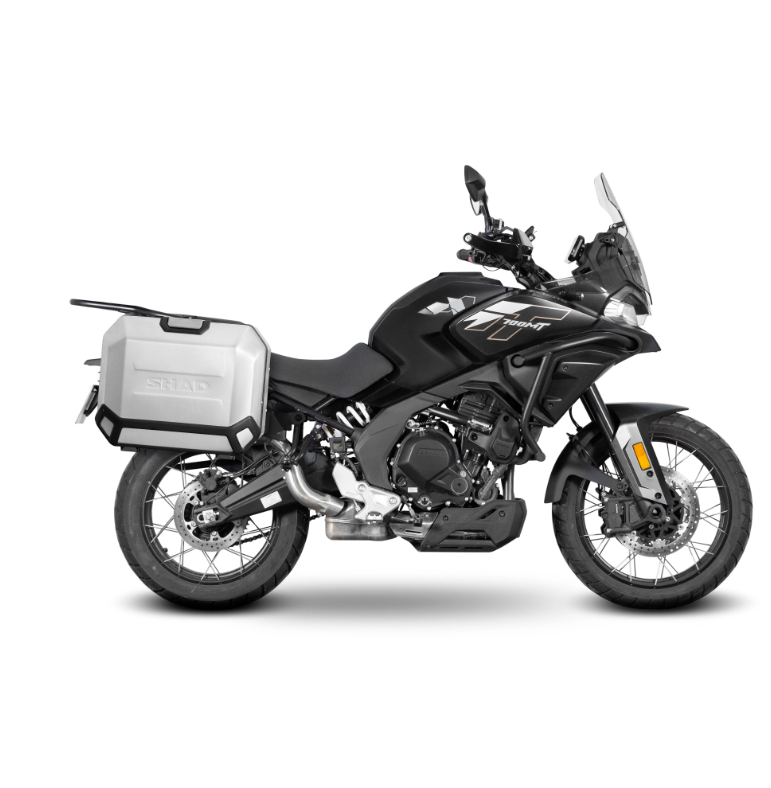 SHAD 4P YAN ÇANTA DEMİRİ CF MOTO 700 MT 2025